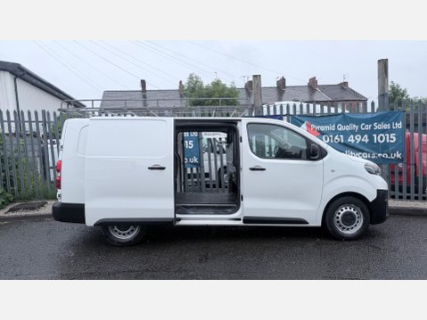 Toyota Proace 2.0D Long Panel Van LWB Euro 6 (s/s) 6dr 9