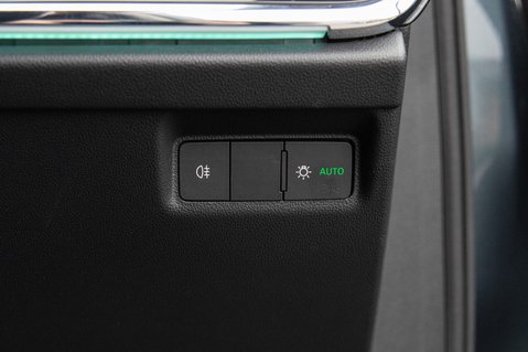 Skoda Enyaq 60 NAV SUITE 17