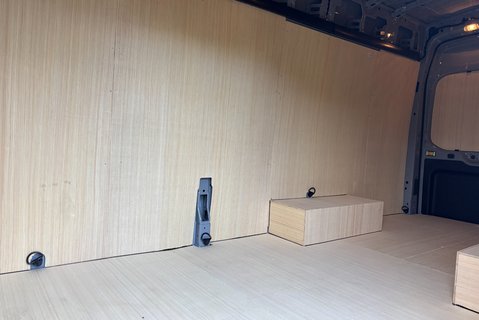 Ford Transit 500 Leader L4H3 170ps Panel Van - Air Con / Heated Seats 9