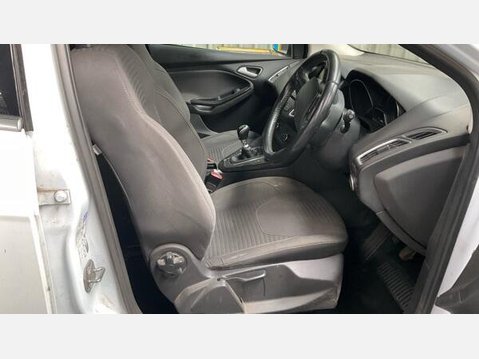 Ford Focus 1.0T EcoBoost Titanium Euro 6 (s/s) 5dr 6