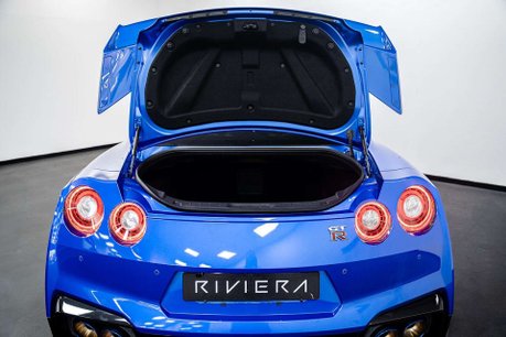 Nissan GT-R Premium Edition 3.8 2dr Coupe Semi Auto Petrol 20