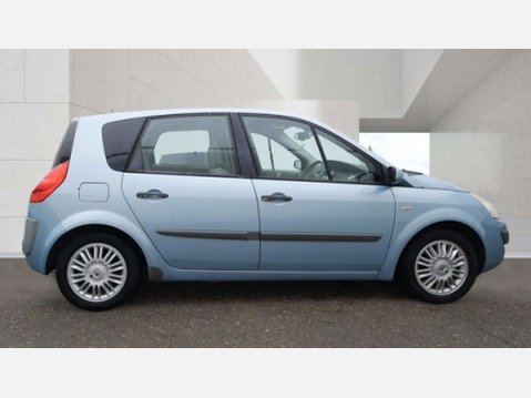 Renault Scenic 1.6 VVT Privilege MPV 5dr Petrol Automatic (191 g/km, 111 bhp) 2