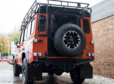 Land Rover Defender 110 Adventure Edition 24