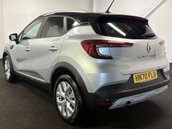 Renault Captur 1.3 Captur Iconic TCe 5dr 4