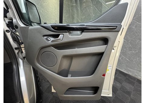 Ford Transit Custom 2.0 300 EcoBlue Limited Crew Van Double Cab 5dr Diesel Manual L2 H1 Euro 6 27