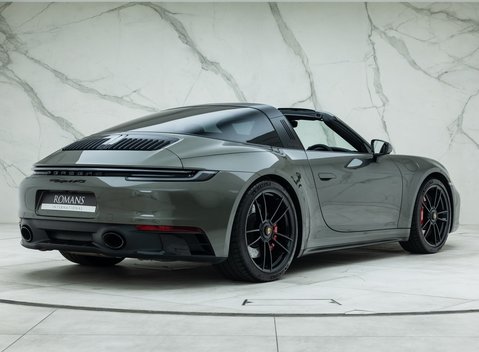Porsche 911 Targa 4 GTS (992) 6