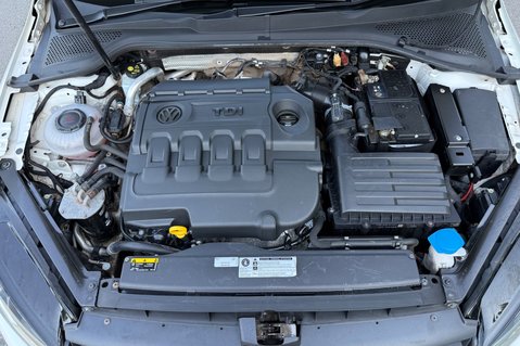 Volkswagen Golf MATCH TDI - 1 OWNER - 11 SERVICES - VAT QUALIFYING - APPLE CAR PLAY 50