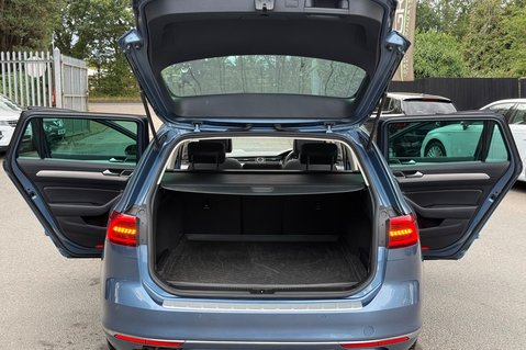 Volkswagen Passat GT TDI BMT ESTATE -£20 ROAD TAX - PAN ROOF -APPLE CARPLAY -DEMO+1 OWNER 20