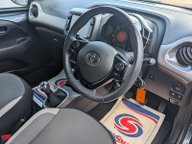 Toyota Aygo VVT-I X-TREND TSS 11