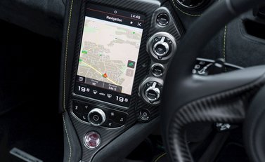 McLaren 720S Performance 16