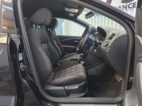 Volkswagen Polo 1.8 TSI BlueMotion Tech GTI Hatchback 5dr Petrol DSG Euro 6 (s/s) (192 ps) 33