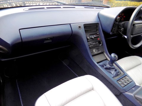 Porsche 928 GT 53