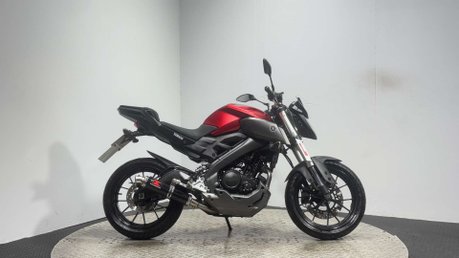 Yamaha MT-125 MT 125 2015 11K VERY CLEAN MOT SERVICED 15BHP 125CC NAKED 1