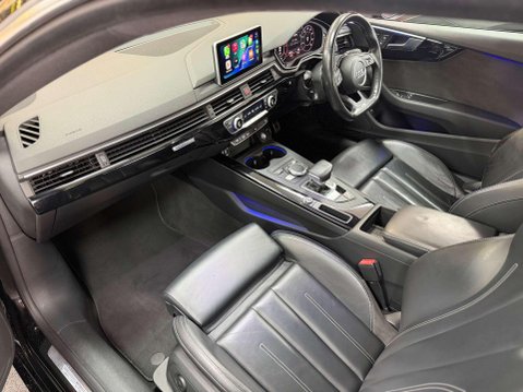 Audi A5 2.0 TDI S line Coupe 2dr Diesel S Tronic quattro Euro 6 (s/s) (190 ps) 32
