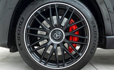 Mercedes-Benz GLS 63 Night Edition Executive 8