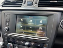 Renault Kadjar 1.5 dCi Signature Nav SUV 5dr Diesel EDC Euro 6 (s/s) (110 ps) 35