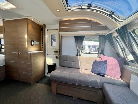Adria Adora Thames 613 UT 15