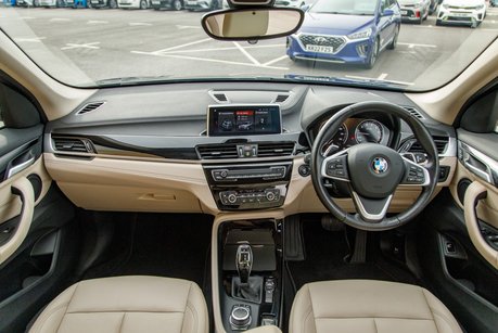 BMW X1 SDRIVE20I XLINE
