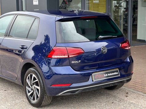 Volkswagen Golf 1.6 Golf Match TDI Semi-Auto 5dr 11