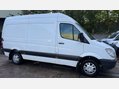 Mercedes-Benz Sprinter 2.1 213 CDi BlueEFFICIENCY Panel Van 4dr Diesel Manual RWD L2 (200 g/km, 12 7