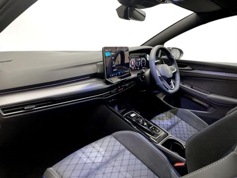 Volkswagen Golf 1.5 eTSI MHEV Black Edition Hatchback 5dr Petrol Hybrid DSG Euro 6 (s/s) (1 15