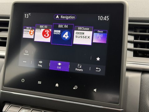 Renault Captur 1.0 TCE 90 Iconic 5dr 23