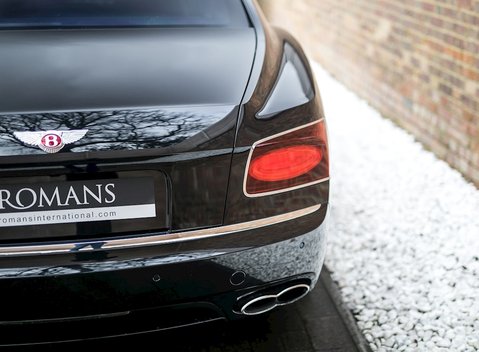 Bentley Flying Spur V8 S Mulliner 33