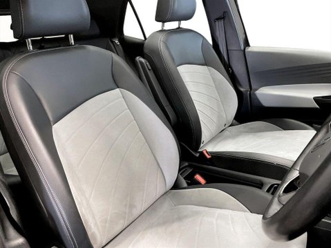 Volkswagen ID.3 Pro Performance 58kWh Family Hatchback 5dr Electric Auto (204 ps) 11