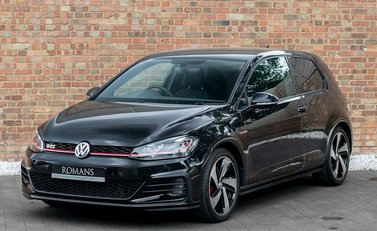 Volkswagen Golf GTI 5