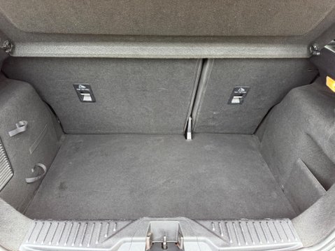 Ford Fiesta 1.5T EcoBoost ST Performance Edition Euro 6 (s/s) 3dr 40