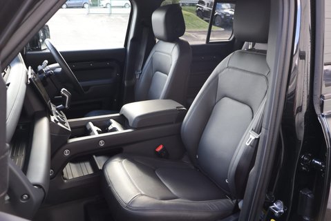 Land Rover Defender 110 2026 D350 HARD TOP X-DYNAMIC HSE  GENUINE REAR SEATS FITTED  23
