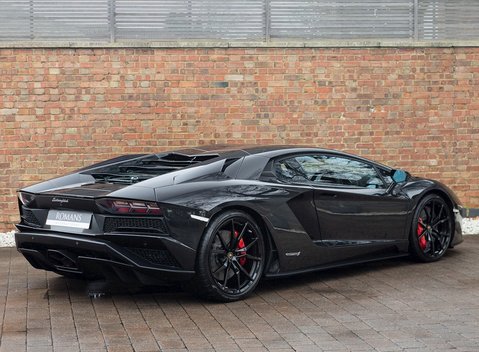 Lamborghini Aventador S LP740-4 9