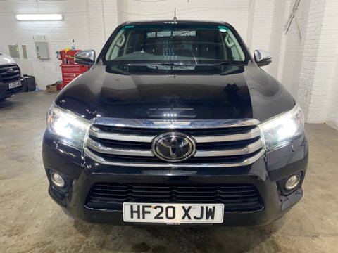 Toyota Hilux INVINCIBLE 4WD D-4D DCB 9