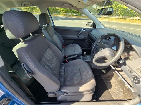 Volkswagen Polo E 11