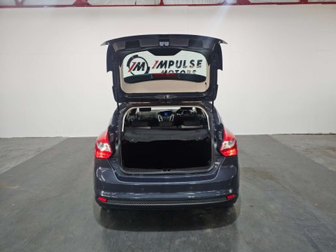 Ford Focus 1.6 Focus Zetec 125 Auto 5dr 92