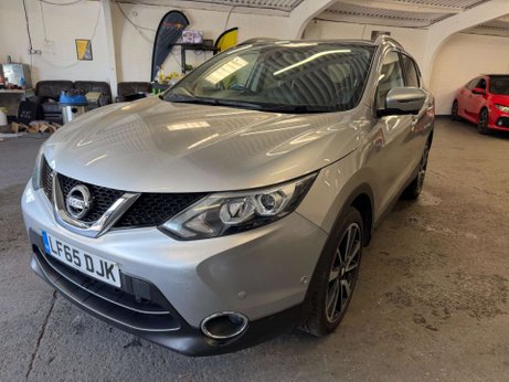 Nissan Qashqai 1.2 DIG-T Tekna 2WD Euro 6 (s/s) 5dr 2