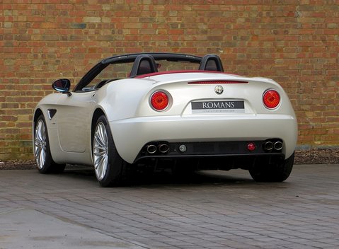 Alfa Romeo 8C Spider 14