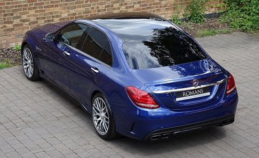 Mercedes-Benz C Class C63 Saloon 15