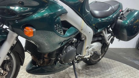 Triumph Sprint 2005 955 CC PROJECT BIKE SPORTS TOURER ONLY 25K 33