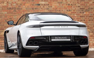 Aston Martin DBS Superleggera 3