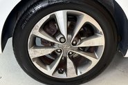 Hyundai i20 1.2 Premium Hatchback 5dr Petrol Manual Euro 6 (84 ps) 49