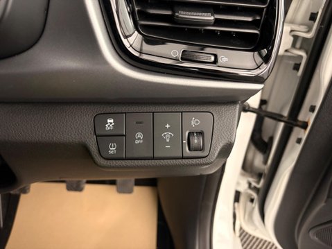Kia Rio 1.0 T-GDi 2 Euro 6 (s/s) 5dr 28