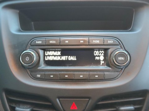 Vauxhall Viva 1.0i SE Euro 6 5dr 17