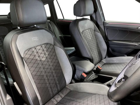 Volkswagen Tiguan 2.0 TDI R-Line SUV 5dr Diesel DSG 4Motion Euro 6 (s/s) (200 ps) Air Con - A 11