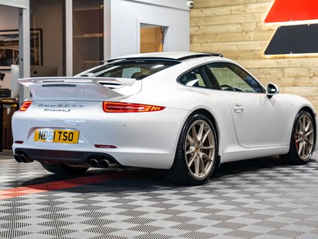 Porsche 911 3.8 911 Carrera S Semi-Auto 2dr 3