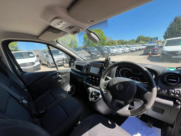 Vauxhall Vivaro L1H1 2700 (SOLD) Limited Edition Nav Cdti P/V Biturbo S/S 27