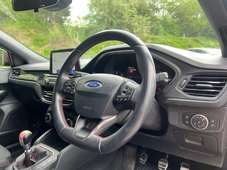 Ford Focus 1.5 Focus ST-Line TDCi 5dr 11