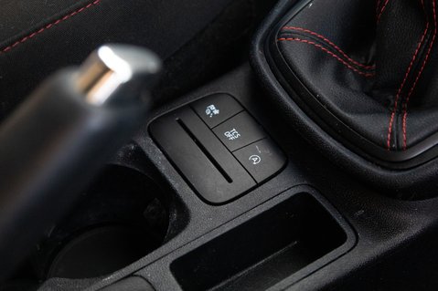 Ford Fiesta ST-LINE EDITION MHEV 31