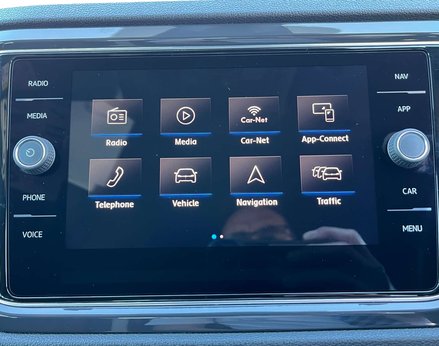 Volkswagen T-Roc 1.5 T-Roc SEL TSi Evo 5dr 28