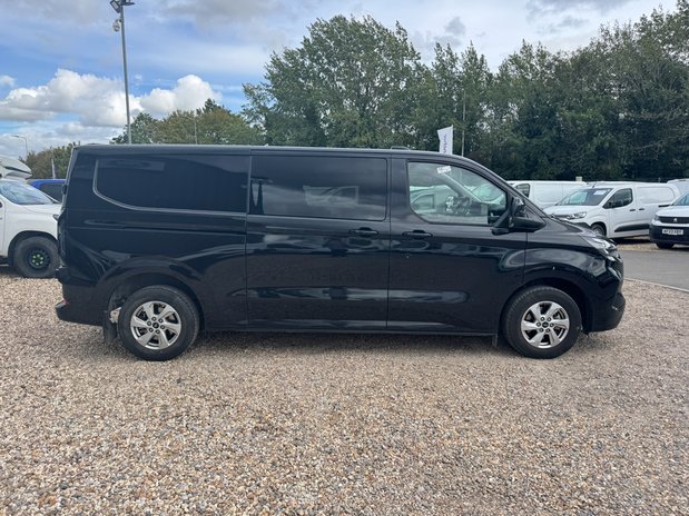 Ford Transit Custom Crew Cab AUTO LWB L2H1 Low Roof Limited 320 Air Con Alloys Sensors Cam EURO 5